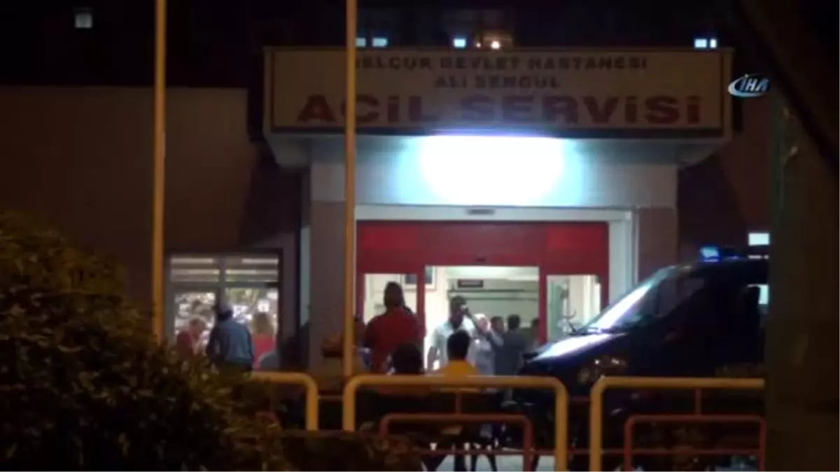 Turistleri Taşıyan Minibüs Devrildi: 1\'i Ağır, 5 Yaralı