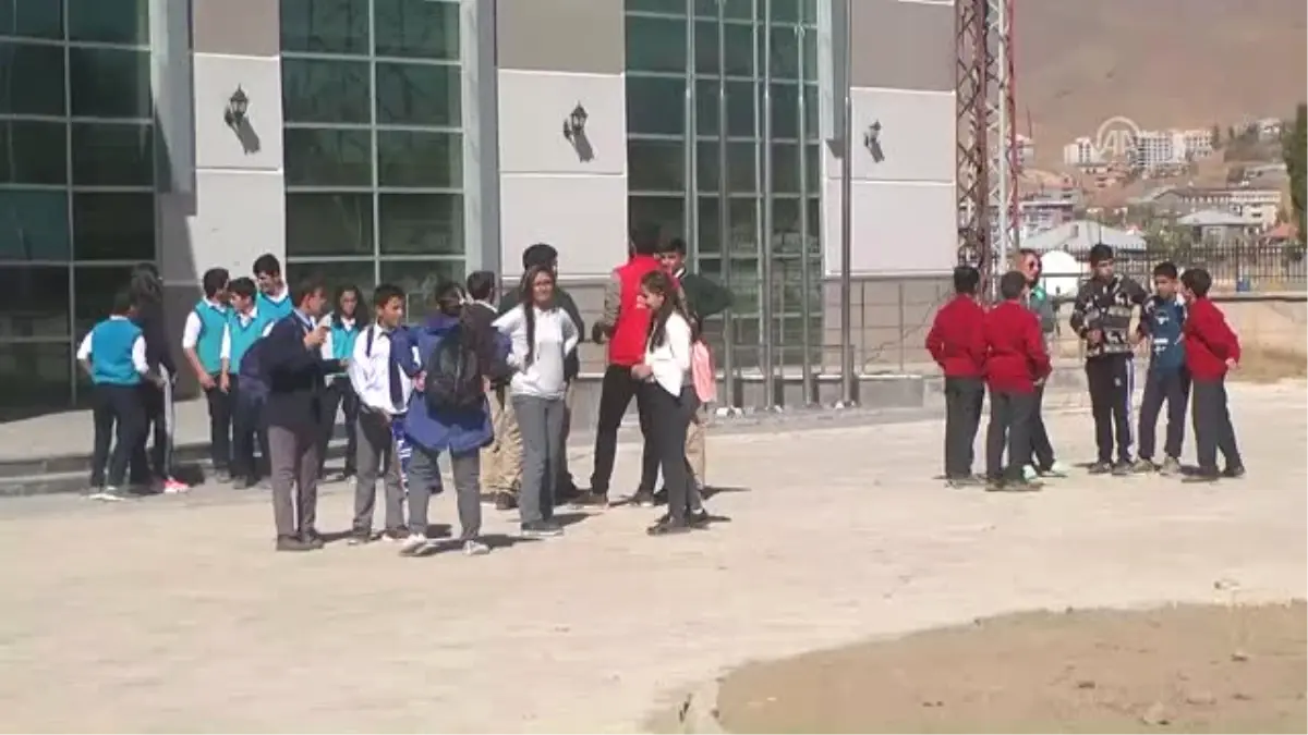 Yüksekovalı Gençler Spor ve Sanatla Buluşturuluyor