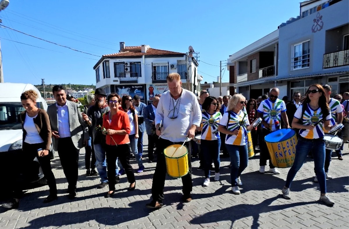 Çeşme\'de 3. Aşk Festivali Başladı