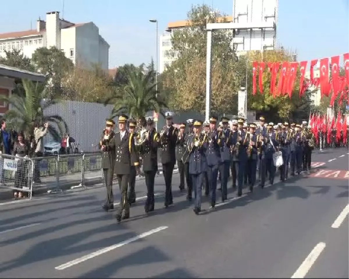 Cumhuriyet Bayramı Provası Vatan Caddesi\'nde Yapıldı