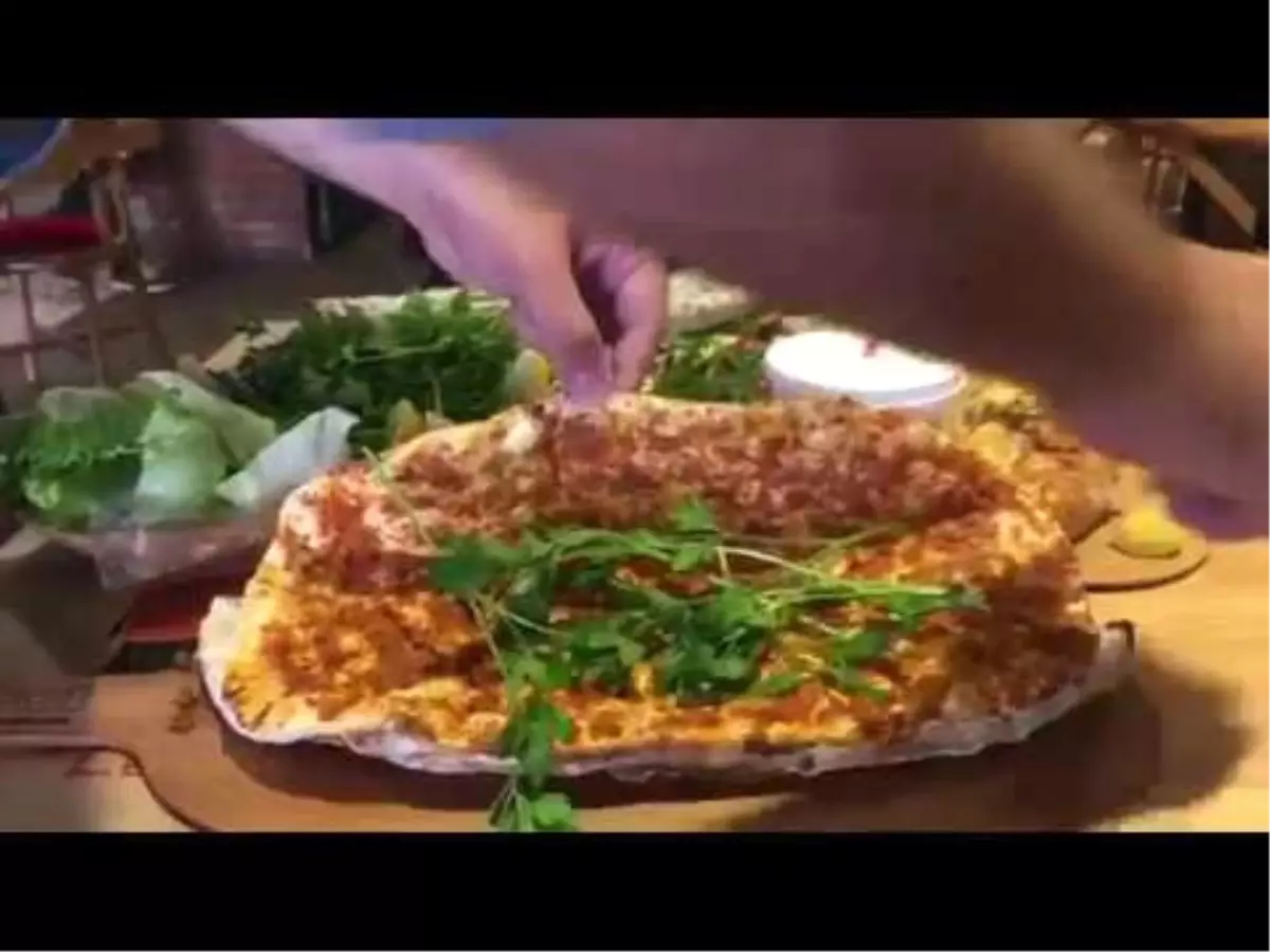 Erzurumlu Lahmacuncu - Dayı Kürek Lahmacun