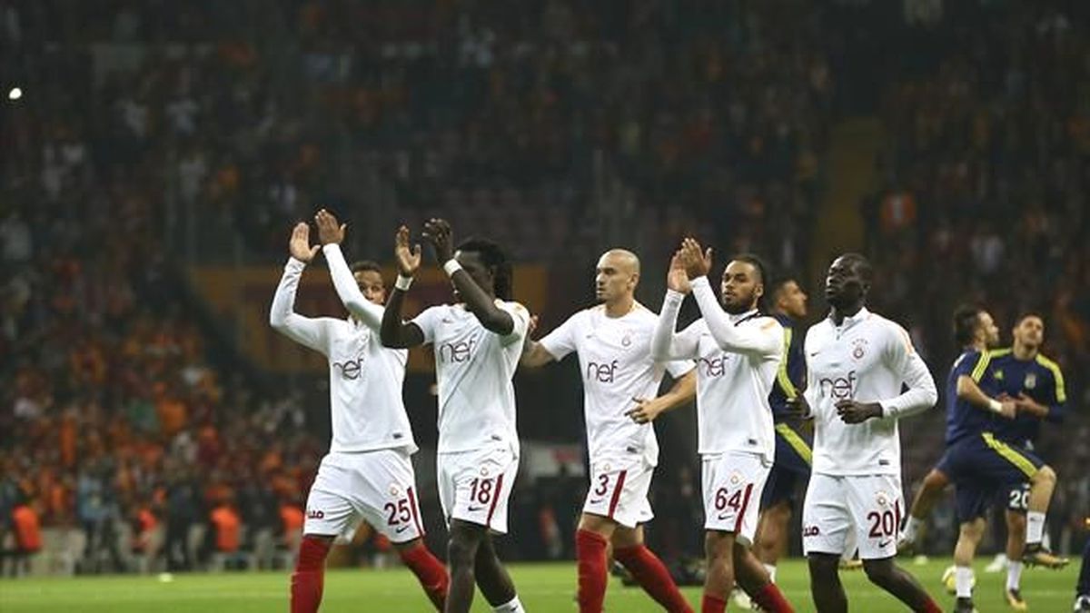 Galatasaray\'da İki Değişiklik