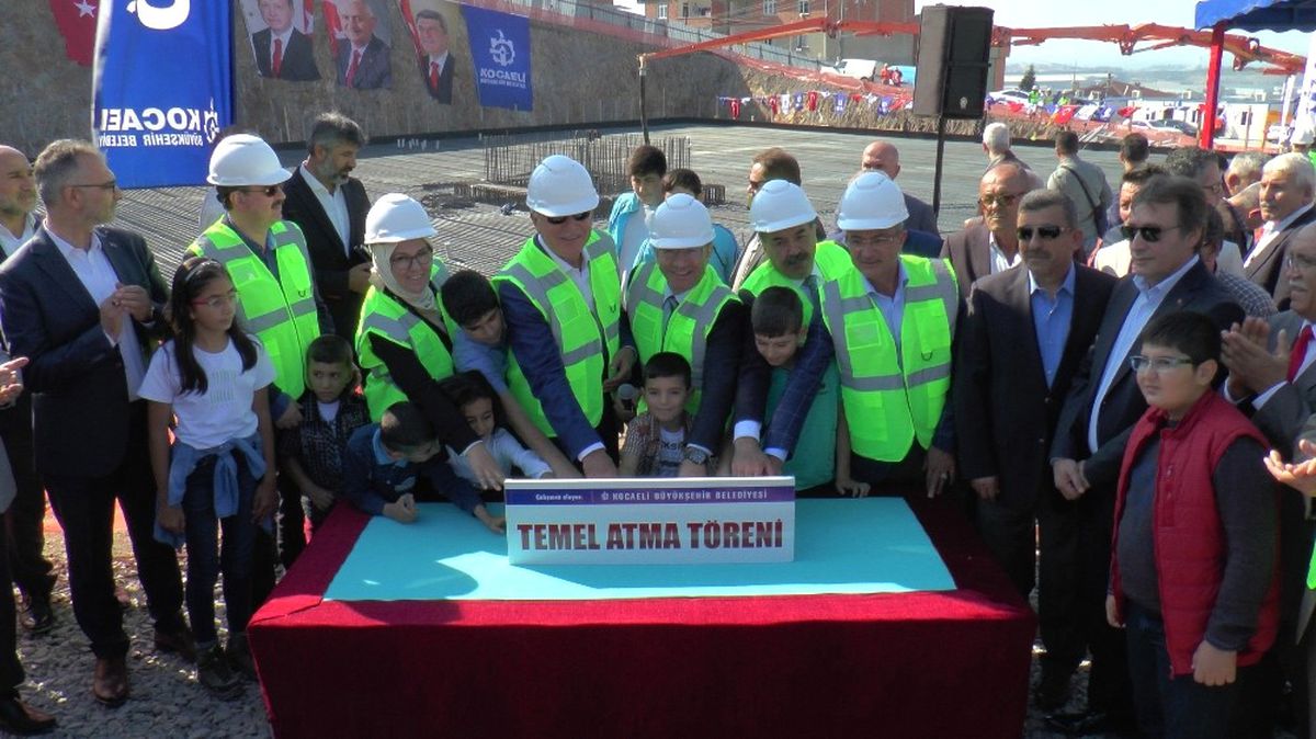 Gebze Gençlik Merkezi\'nin Temeli Atıldı