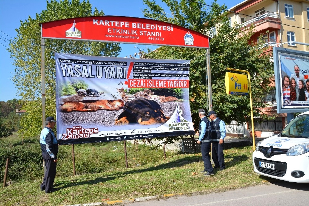 Kartepe\'de Reklam Stantları Hayvanlara Ayrıldı