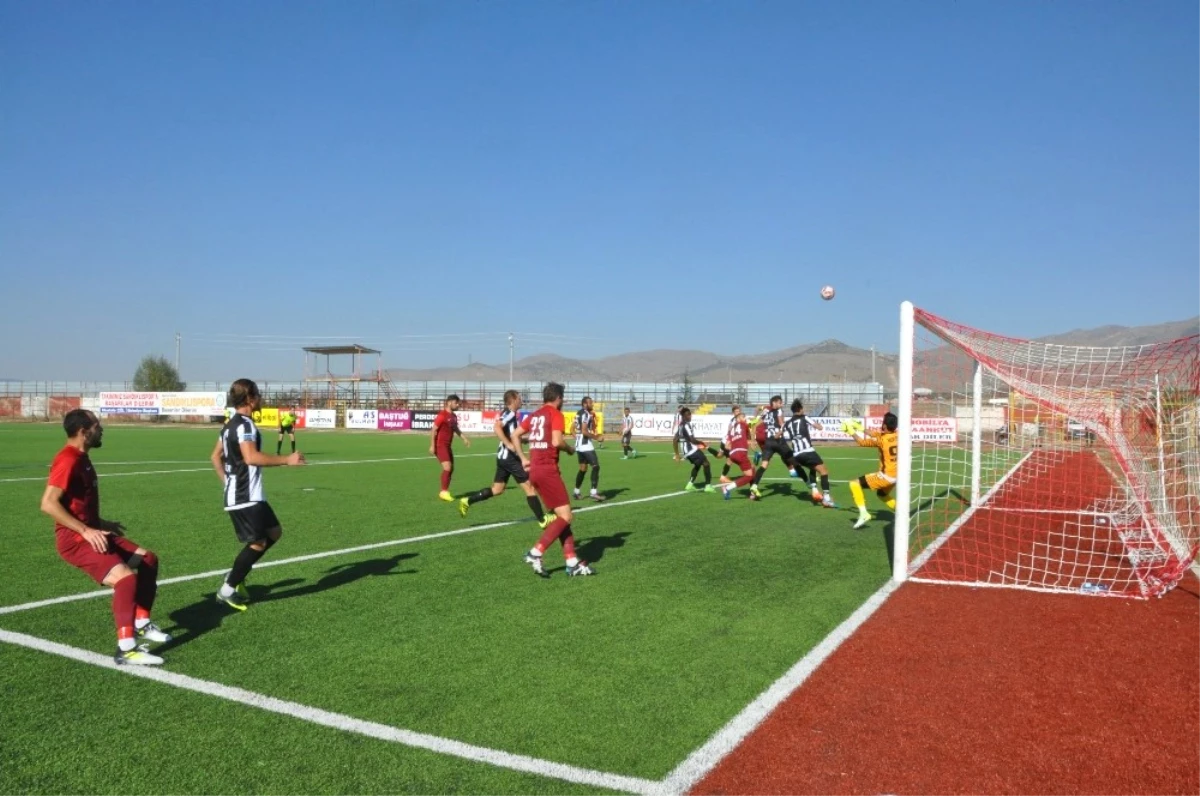 Sandıklıspor, Ortaca Belediyespor\'u 2-1 Mağlup Etti