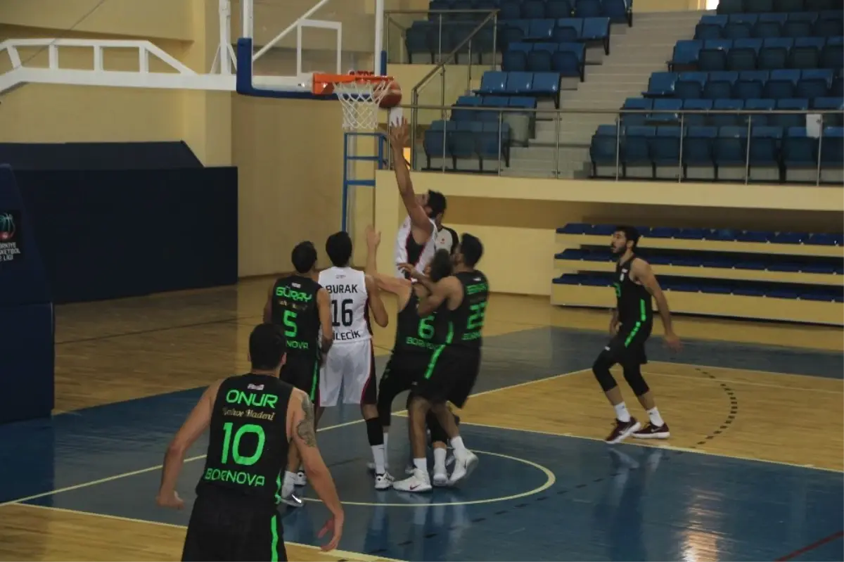 Tb2l; Bilecik Belediyespor: 62 - Bornova Belediyespor: 98