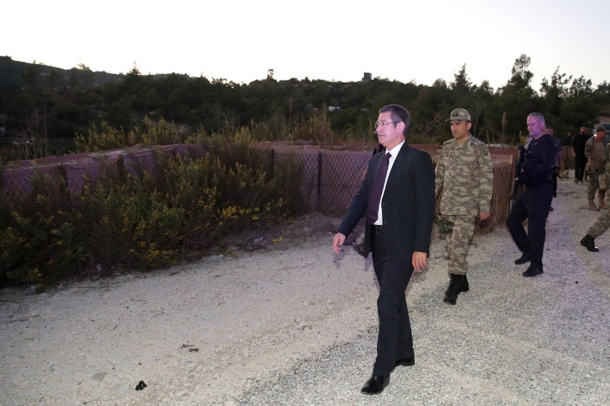 Bakan Canikli Sınırda İncelemelerde Bulundu