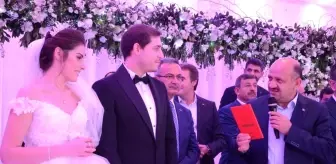 Başbakan Yardımcısı Işık, Nikah Şahitliği Yaptı