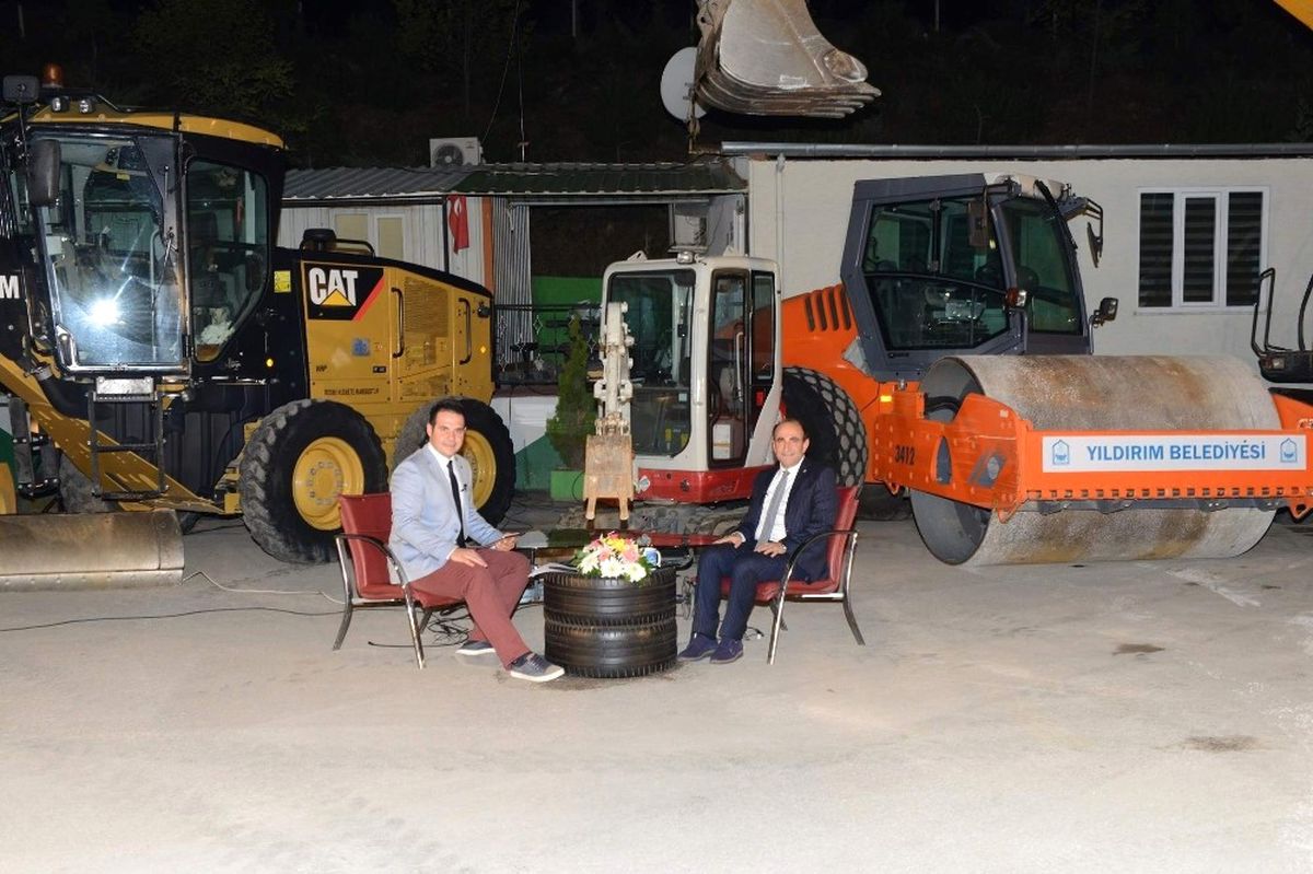 Belediye Başkanı\'ndan Sosyal Medyada Canlı Yayınla Halk Günü