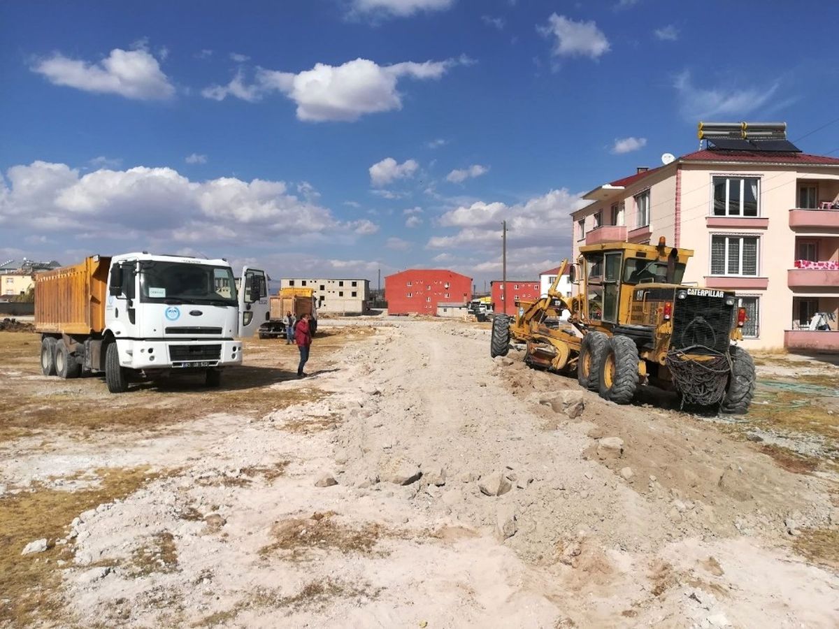 Çaldıran\'da Yol Açma Çalışması