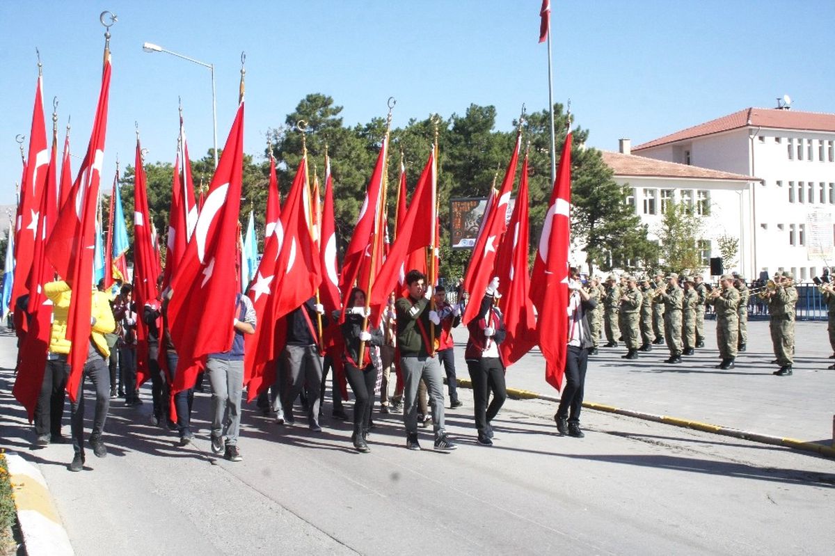 Erzincan\'da 29 Ekim Provası Yapıldı