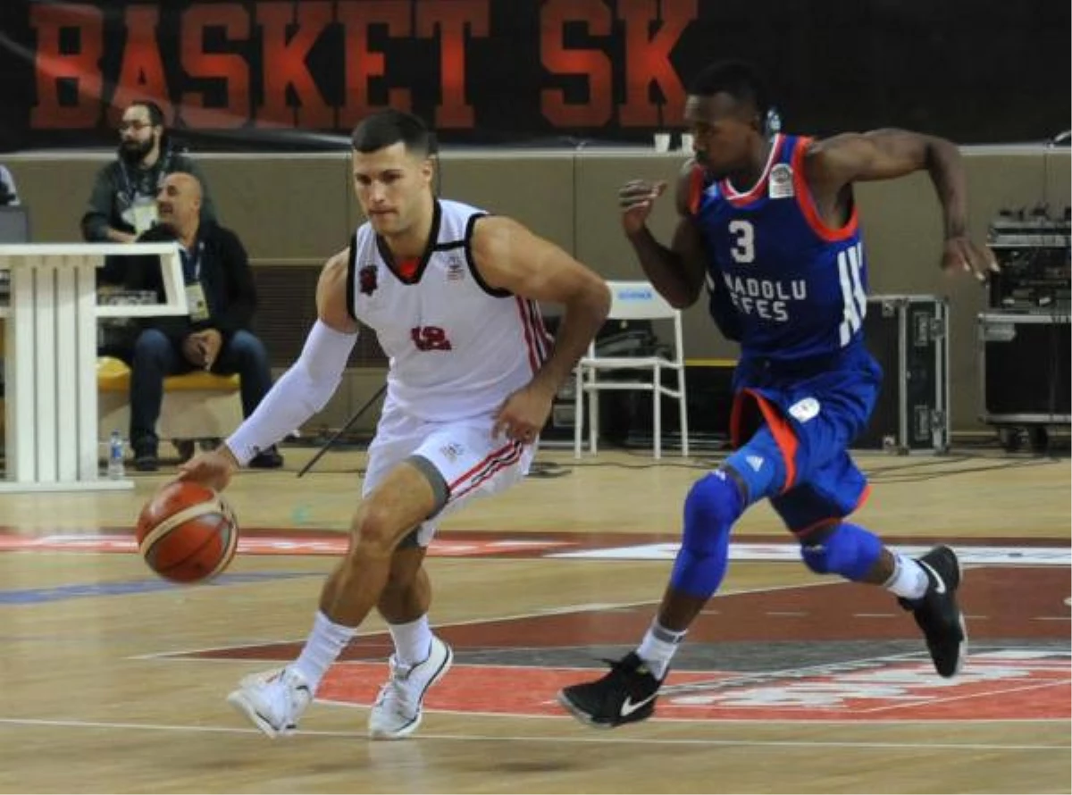 Eskişehir Basket - Anadolu Efes: 84-86