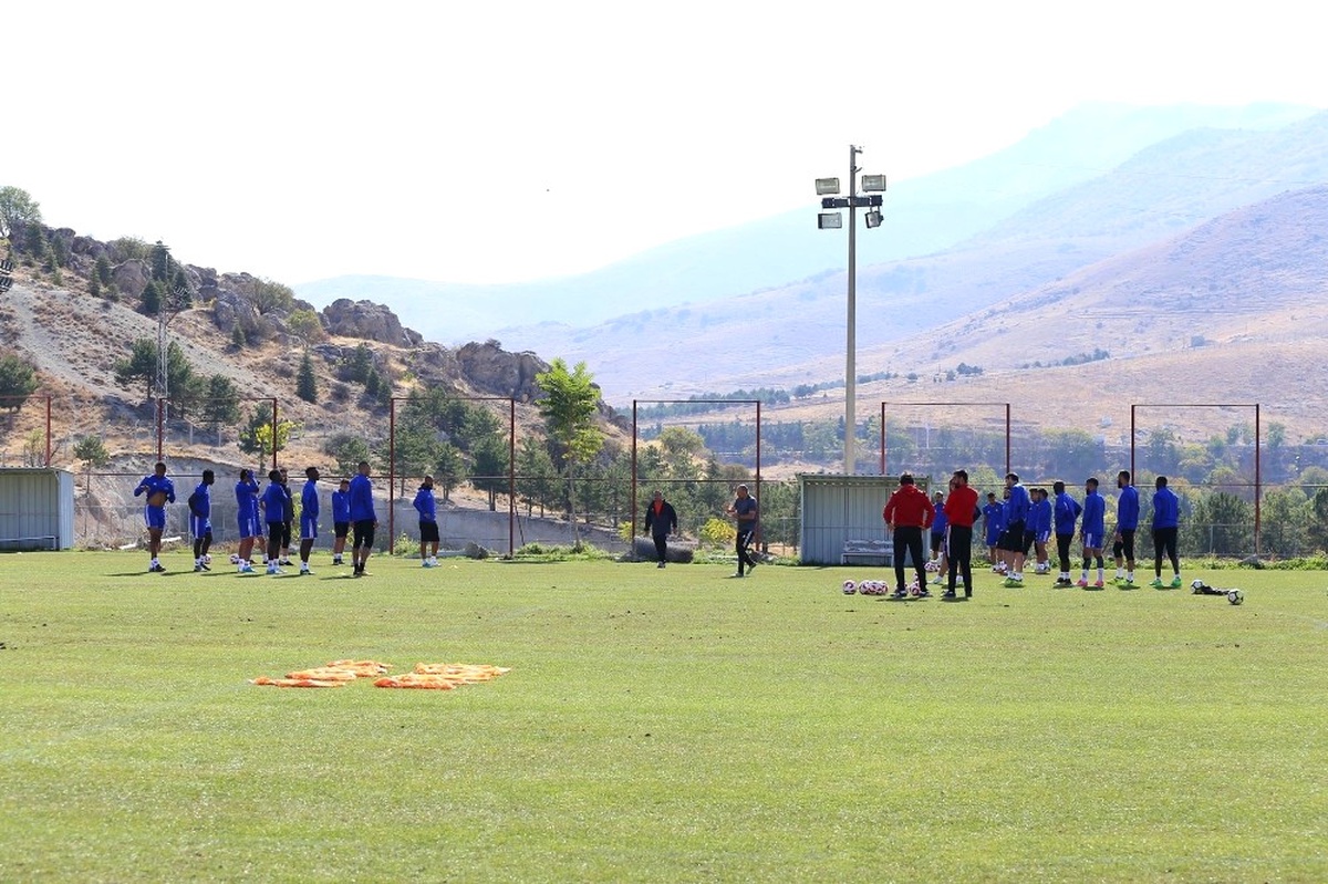 Evkur Yeni Malatyaspor\'da Kupa Mesaisi Sürüyor