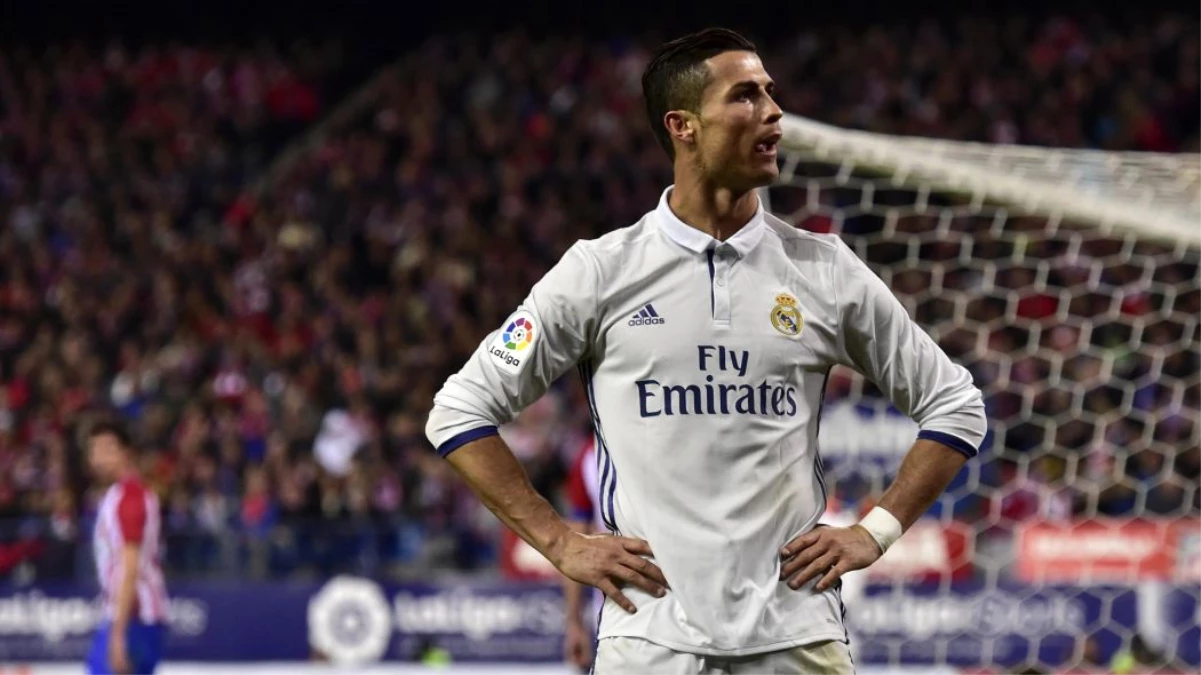 FIFA Yılın Futbolcusu Ödülünü Portekizli Yıldız Cristiano Ronaldo Kazandı