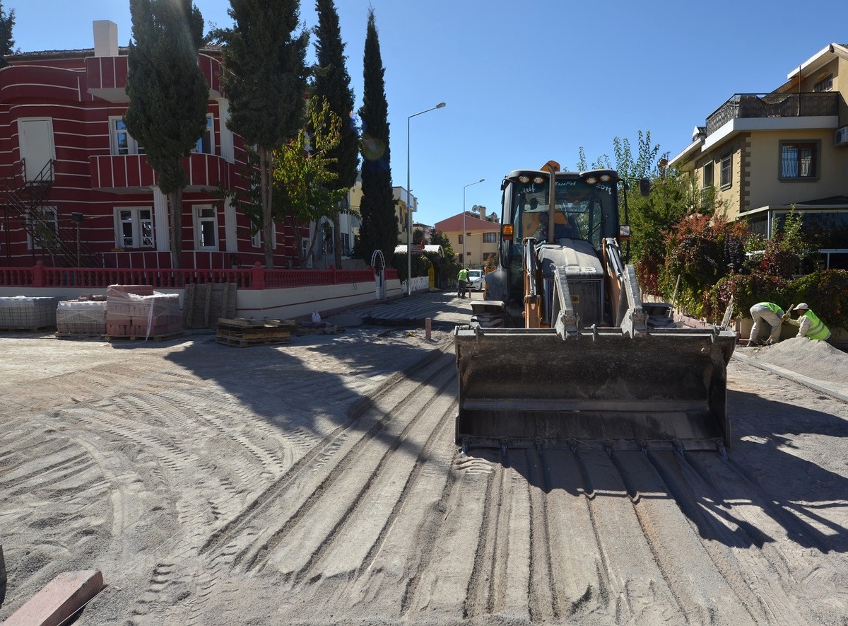 Yeşilyurt Belediyesi, Mahallelerin Estetik Görünümüne Önem Veriyor
