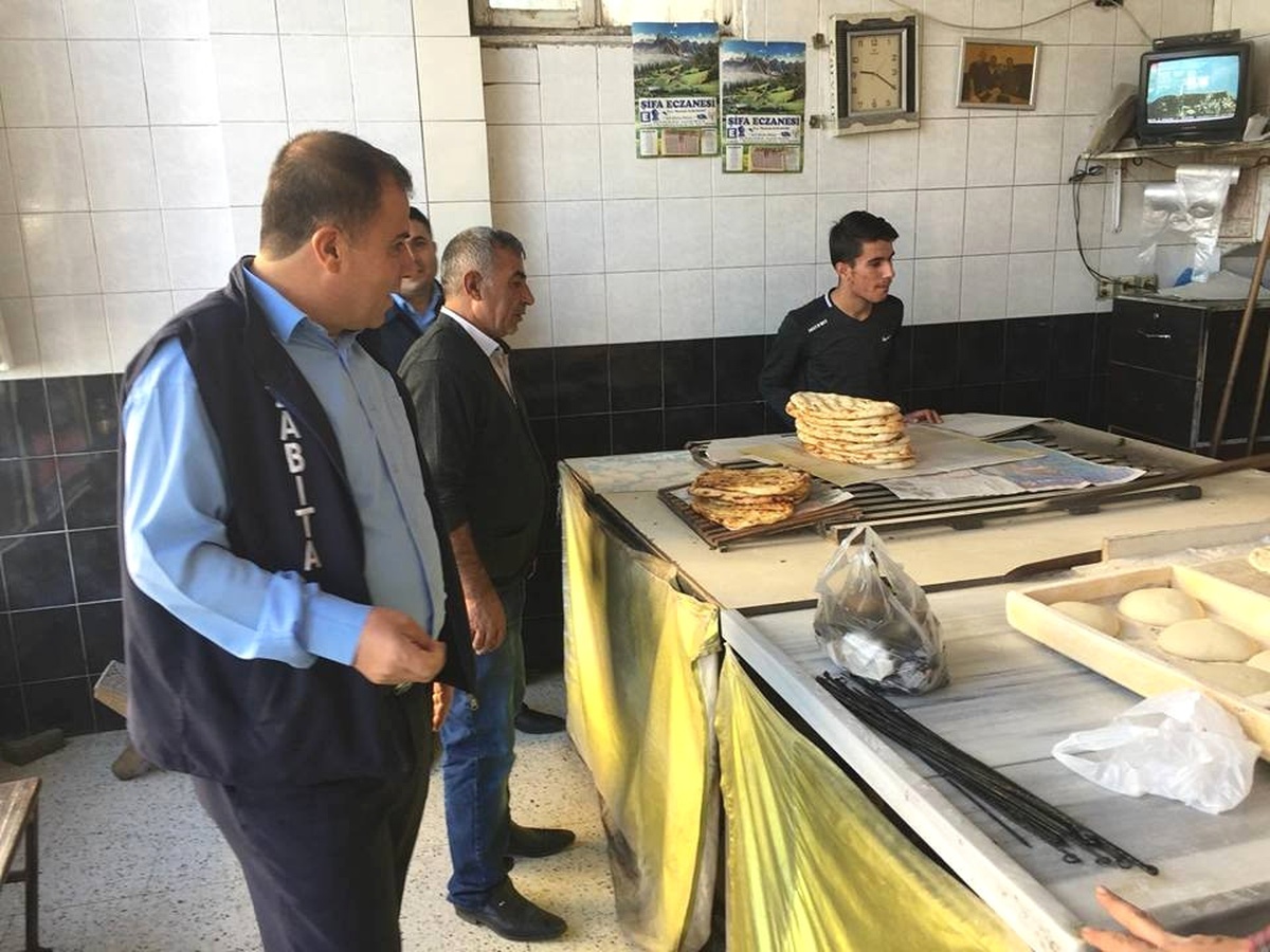 Zabıta Ekipleri Fırınları Denetledi