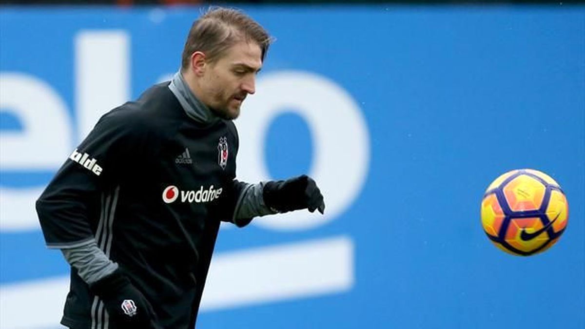 5 Takım ve Caner Erkin Pfdk\'ya Sevk Edildi