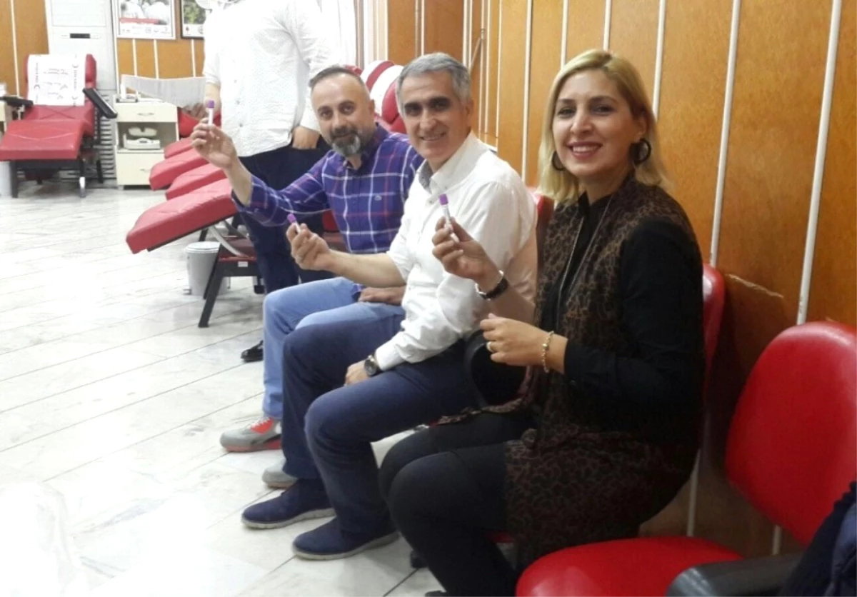 AK Parti Nilüfer\'den Kan ve Kök Hücre Bağışı