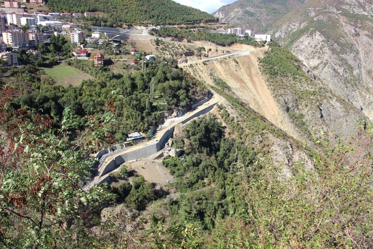 Artvin İskebe Deresi Köprüsü\'ne Kavuşacak