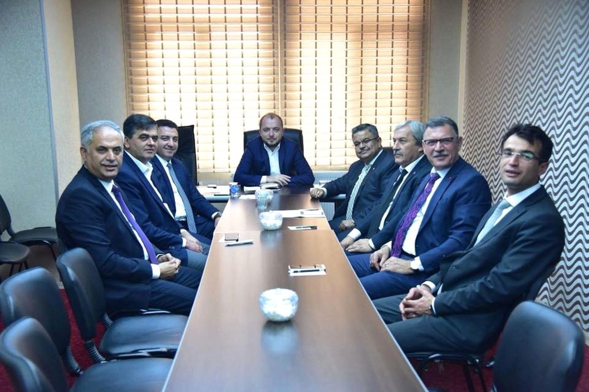 Bilecik\'te Ak Partili Başkanlar Bir Araya Geldi