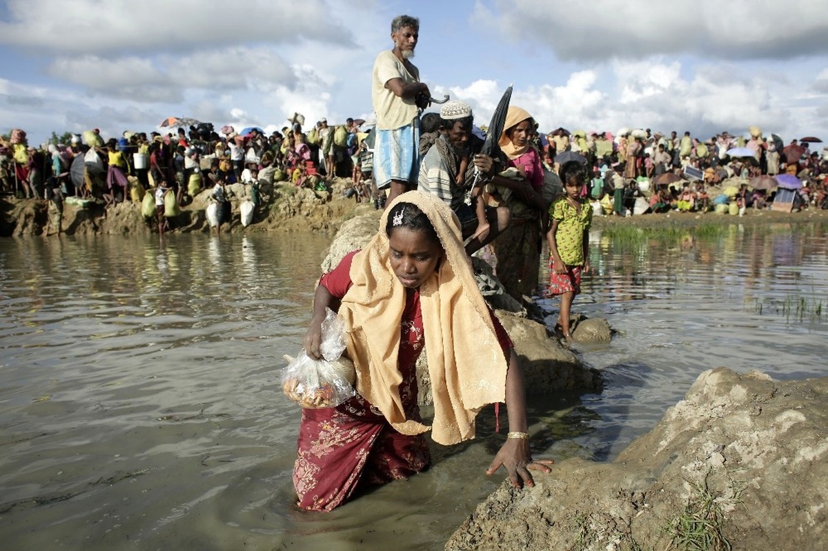 Bm: "Bangladeş\'e Gelen Rohingya Müslümanlarının Sayısı 600 Bini Aştı"