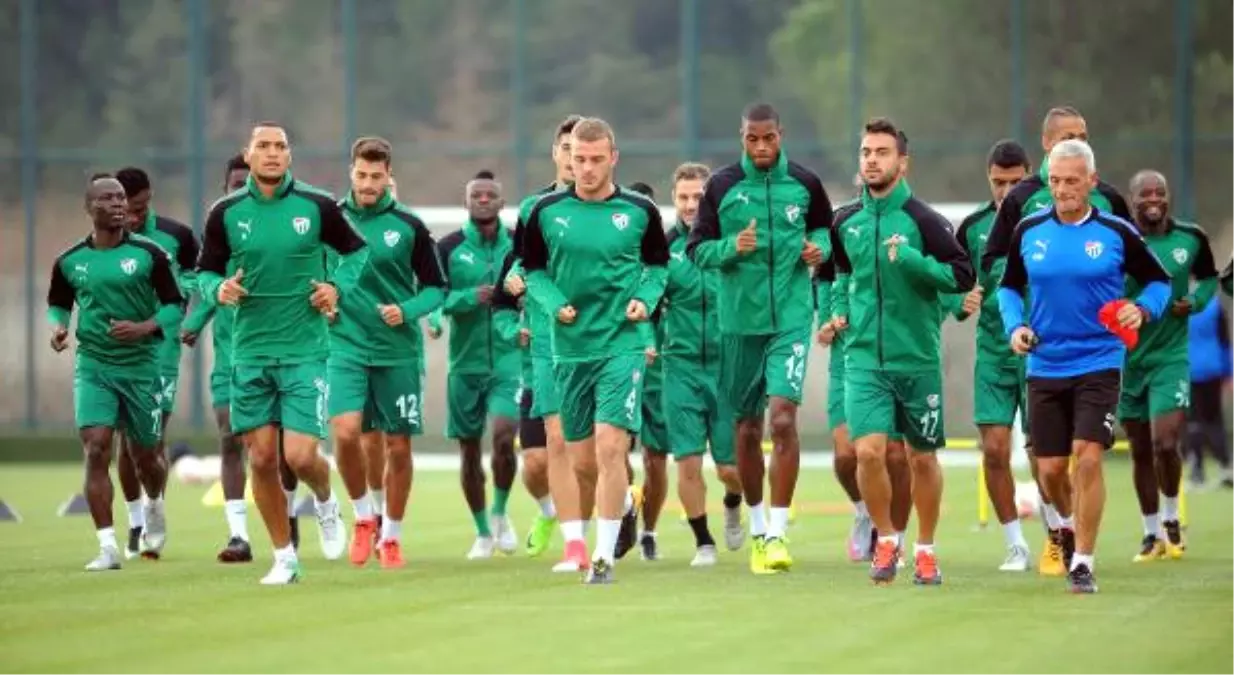 Bursaspor\'da Badu Takımla Çalışmalara Başladı