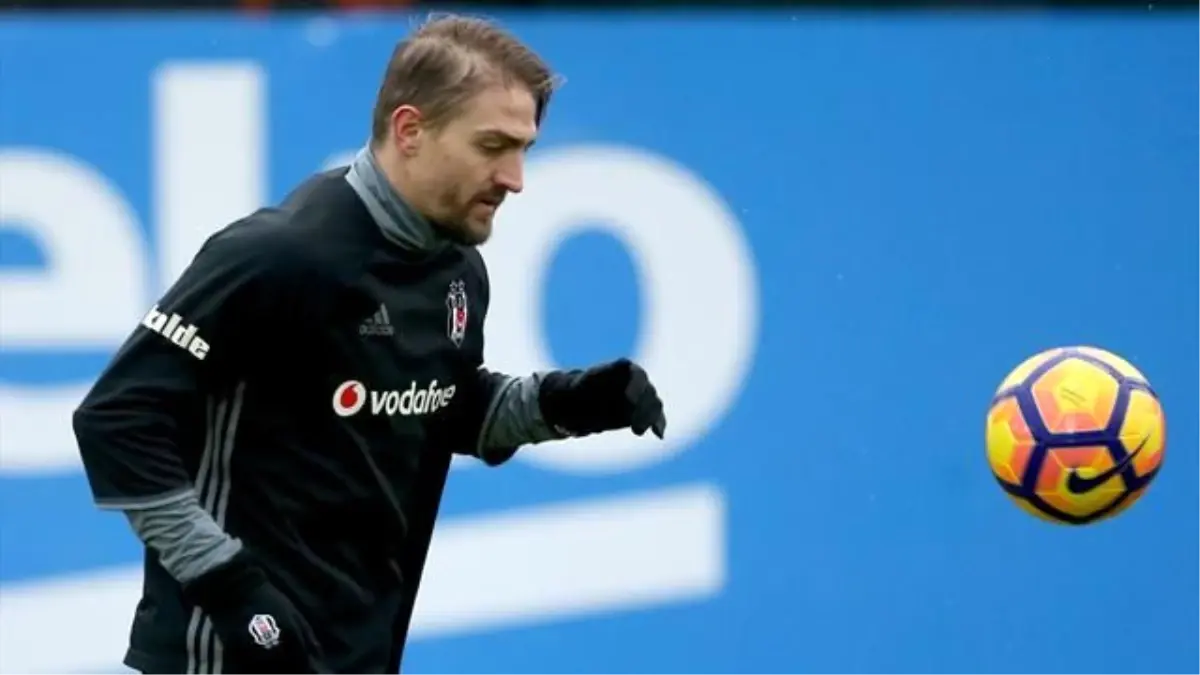 Caner Erkin Özür Diledi