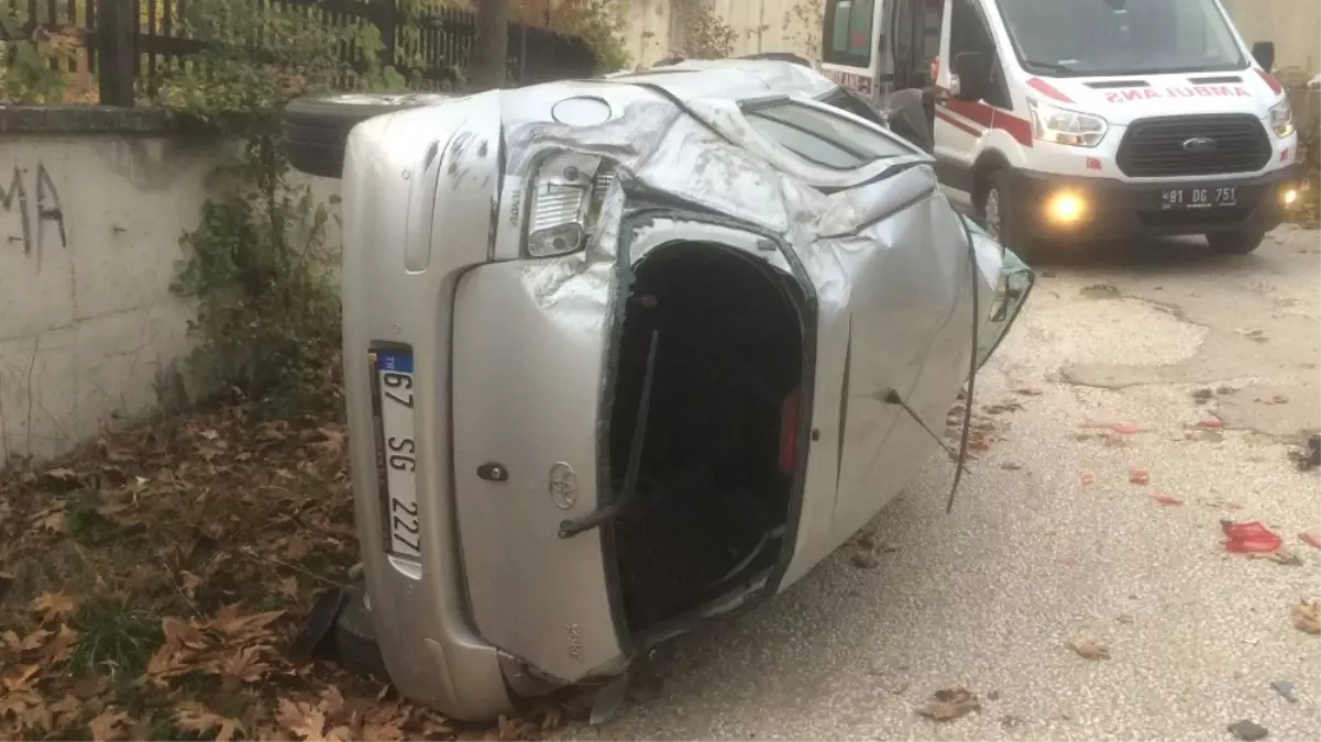 Düzce\'de Meydana Gelen Trafik Kazasında 1 Kişi Öldü