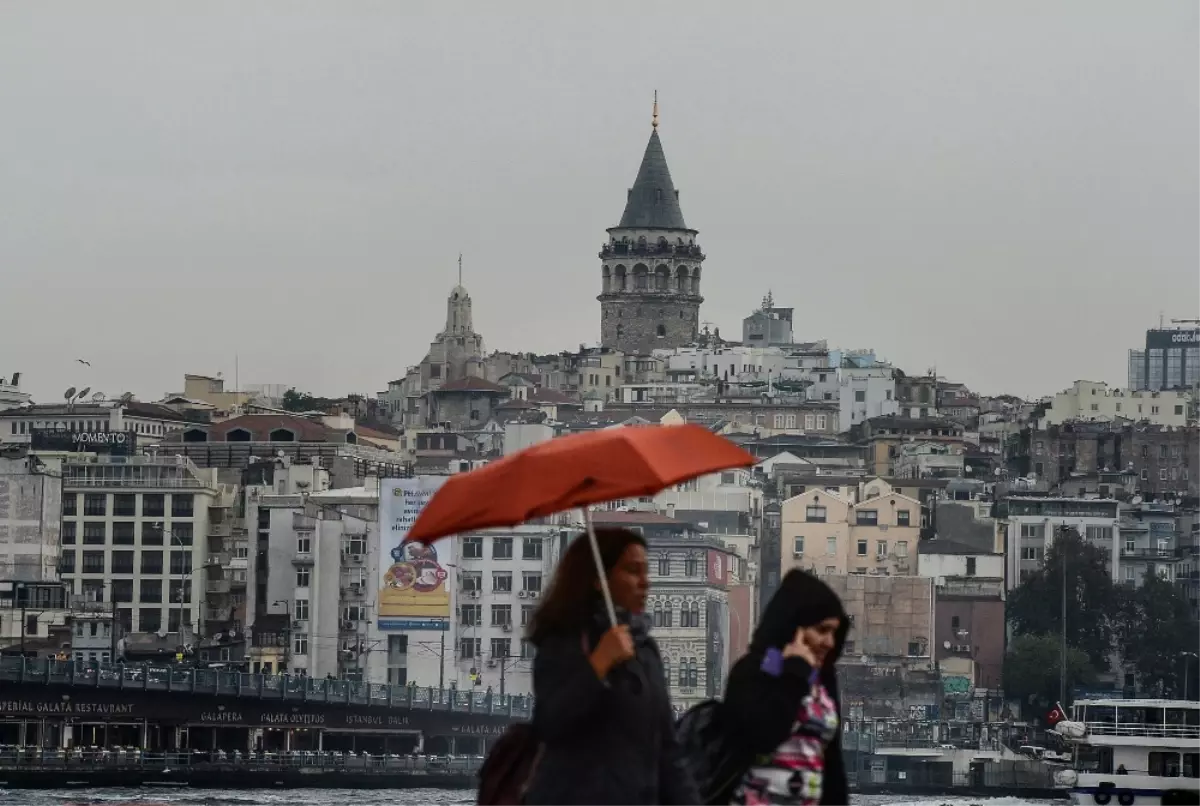 İstanbul\'da Yağmur Etkili Oldu