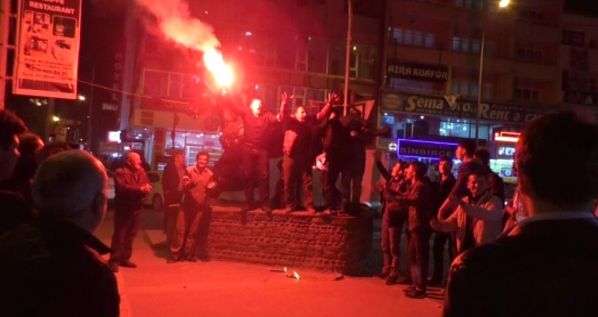 Kars36 Spor Tur Atladı, Taraftarlar Sokağa Döküldü