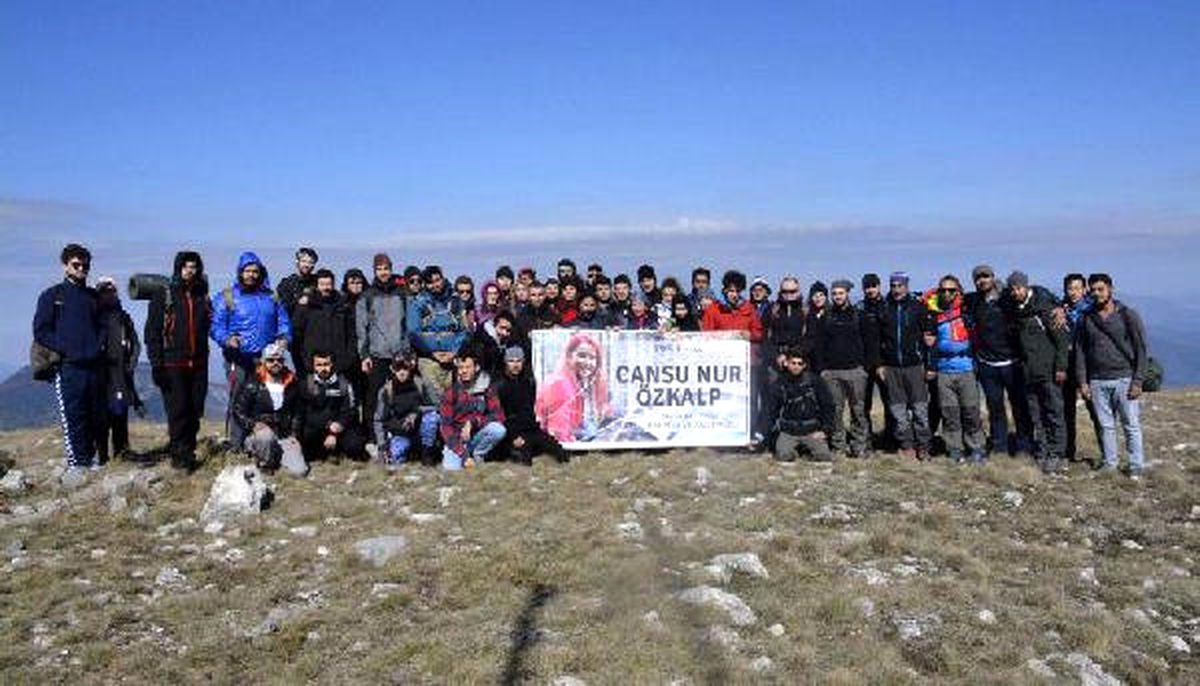 Kaya Tırmanışında Ölen Cansu İçin Yürüdüler