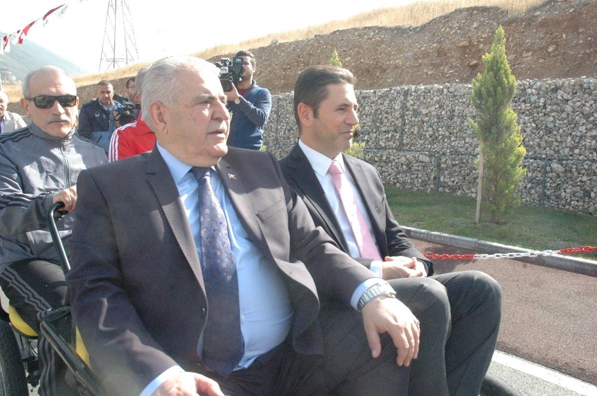 Mahçiçek: "Yeni Bir İmar Planı ile Bu Memleket Birinci Sınıf Olacak"