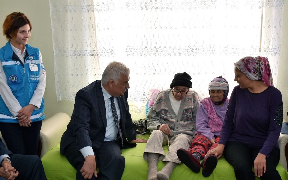 Muğla Büyükşehir Evde Bakım Hizmetleri 11 Bin Haneyi Ziyaret Etti