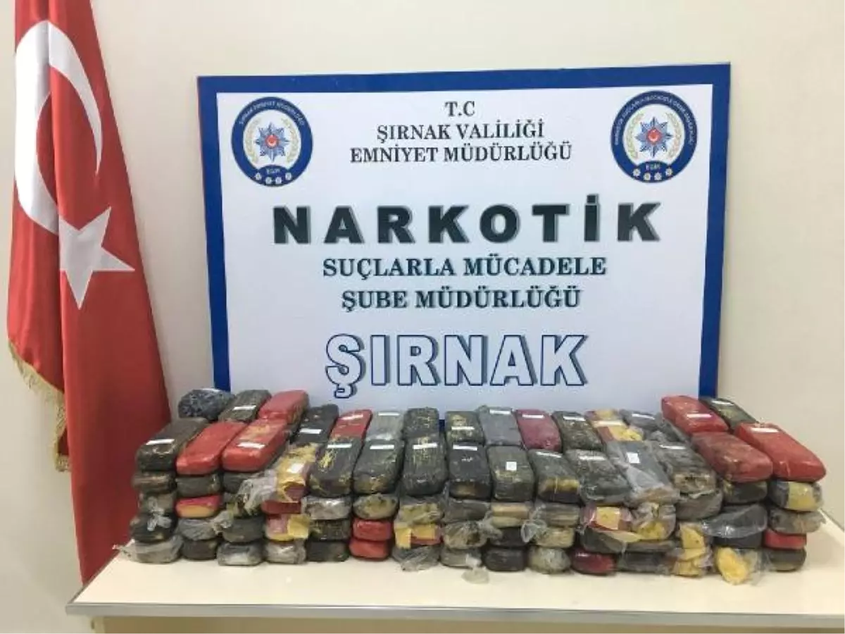 Şırnak\'ta Çekicide 66 Kilo Eroin Ele Geçirildi