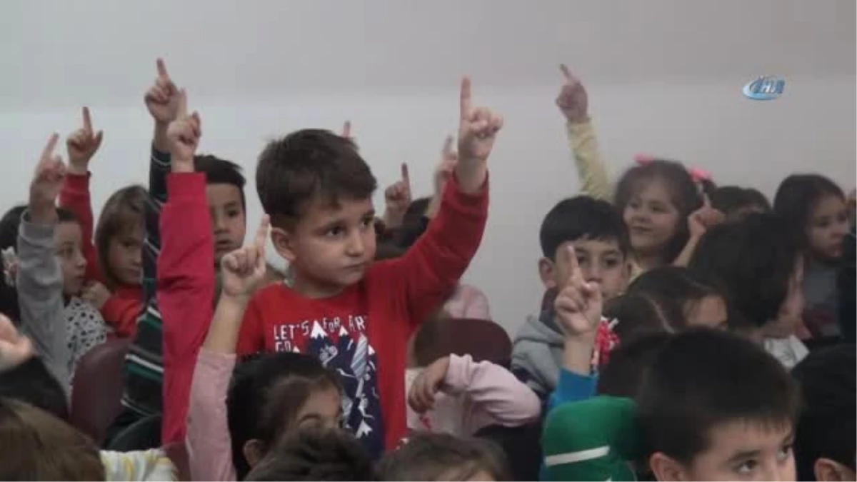 4 Yaşındaki Çocuklar Okuma Yazma Öğrenmeden Kodlamayı Öğreniyor