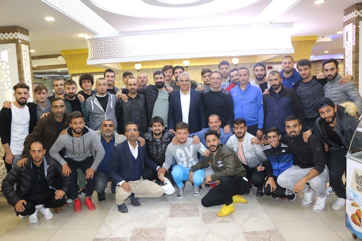 Başkan Barakazi\'den 12 Bingölspor\'a Destek