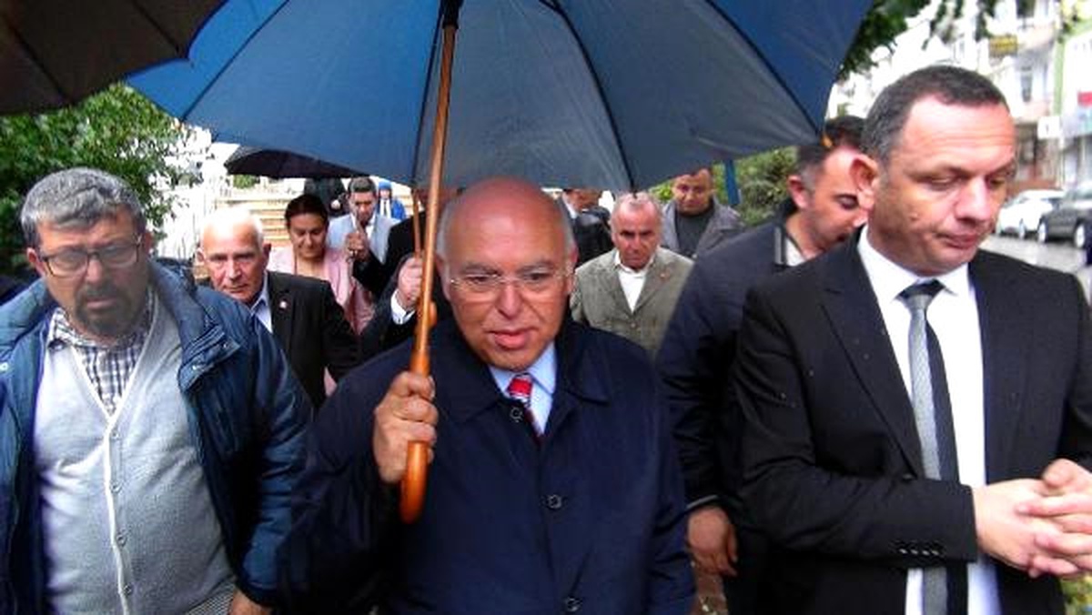 CHP\'li Başkan, \'Cumhurbaşkanı\'na Hakaret\'ten İfade Verdi (2)