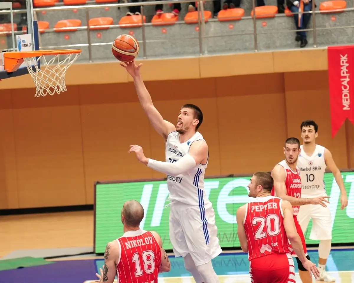 Fıba Europe Cup: İstanbul Bbsk: 81 - Lukoil Academic: 69