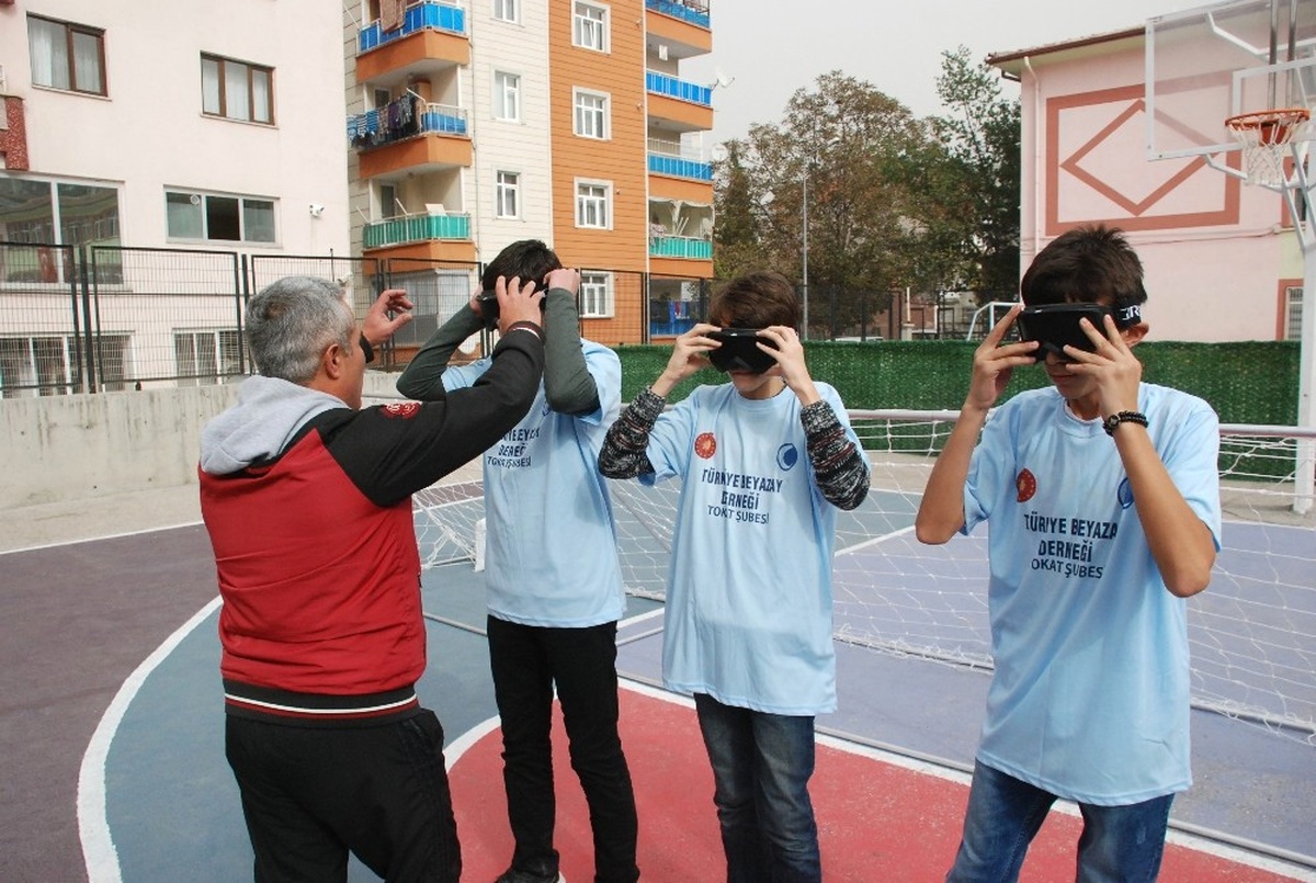 Gözlerini Bantla Kapatarak Goalball Oynayanlar Zor Anlar Yaşadı