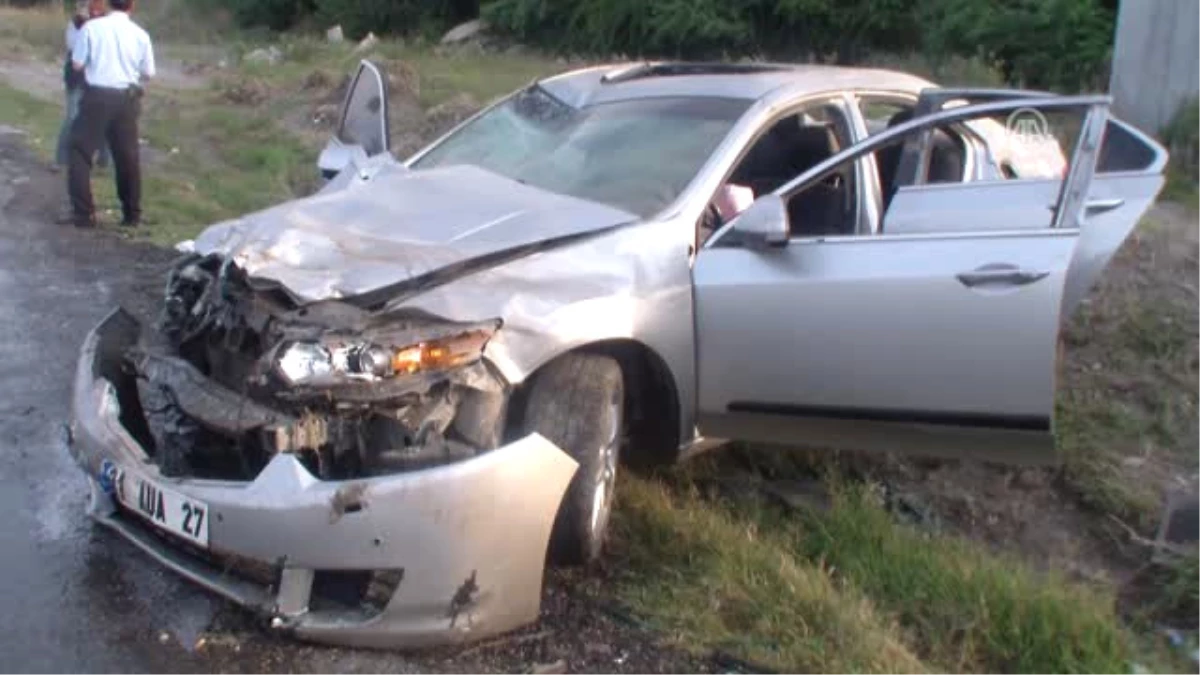Hatay\'da Trafik Kazası: 2 Ölü, 2 Yaralı
