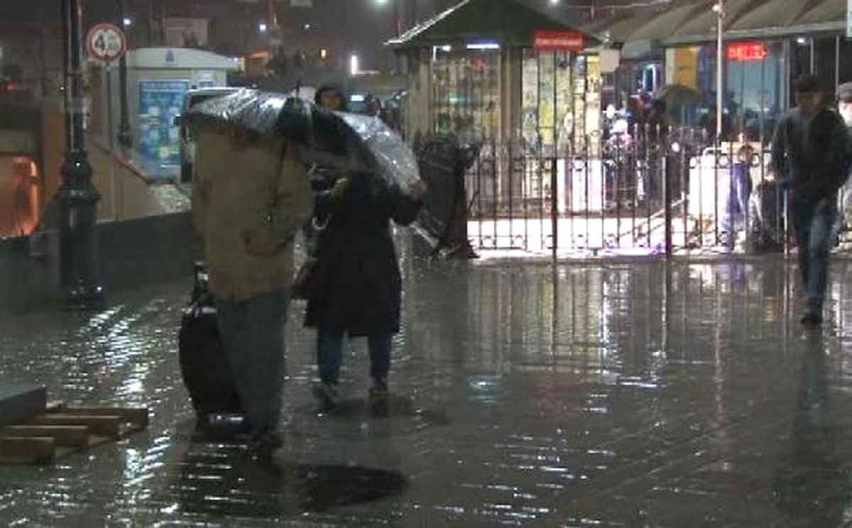 İstanbul\'da Yağmur Etkisini Göstermeye Başladı