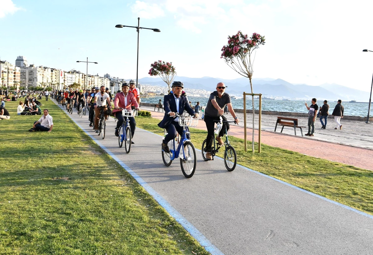 "İzmir" Avrupa Bisiklet Yolları Ağı\'na Dahil Edilen İlk Türk Kent