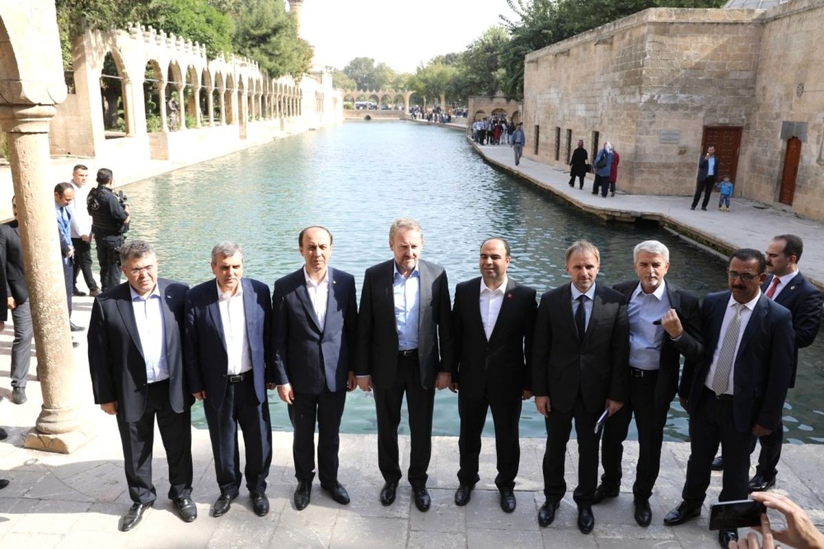 İzzetbegoviç, Şanlıurfa\'ya Hayran Kaldı