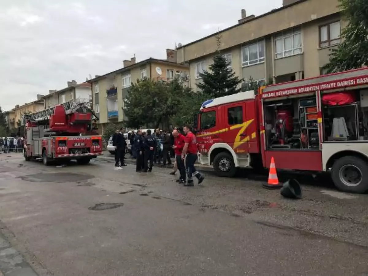 Keçiören\'de Yangın : 1 Kişi Öldü, 2\'si Ağır 4 Kişi Yaralandı (1)