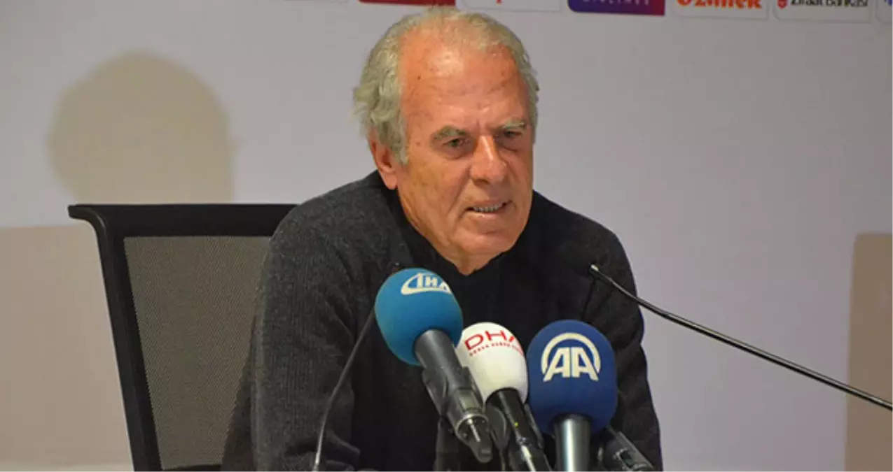 Mustafa Denizli\'den Atiker Konyaspor\'a Yeşil Işık