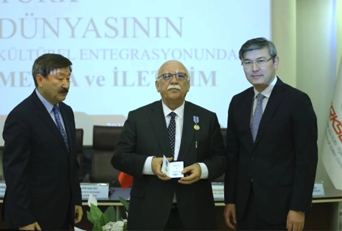 Nabi Avcı\'ya "Kazakistan Üstün Hizmet Ödülü"