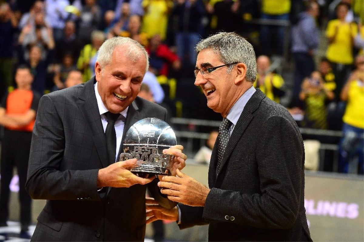 Fenerbahçe Başantrenörü Obradovic, Yılın Koçu Ödülünü Aldı