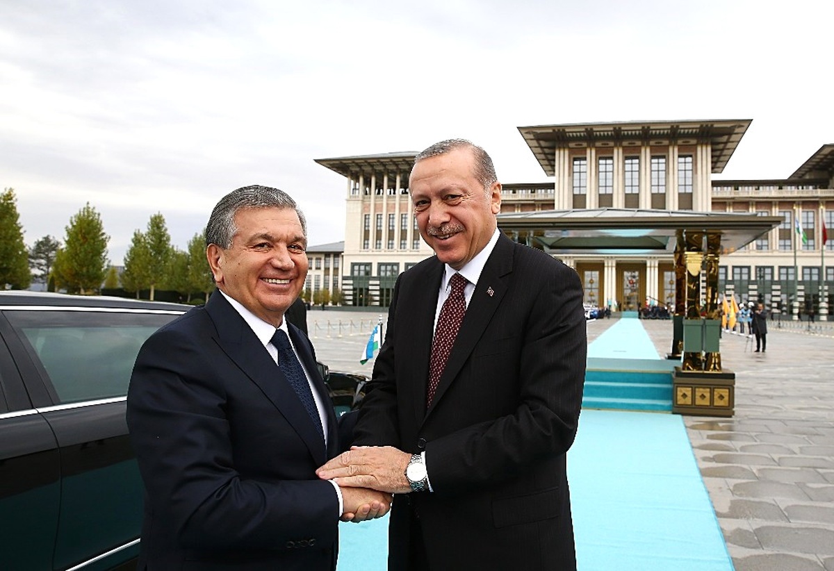 Özbekistan Cumhurbaşkanı Mirziyoyev Külliye\'de