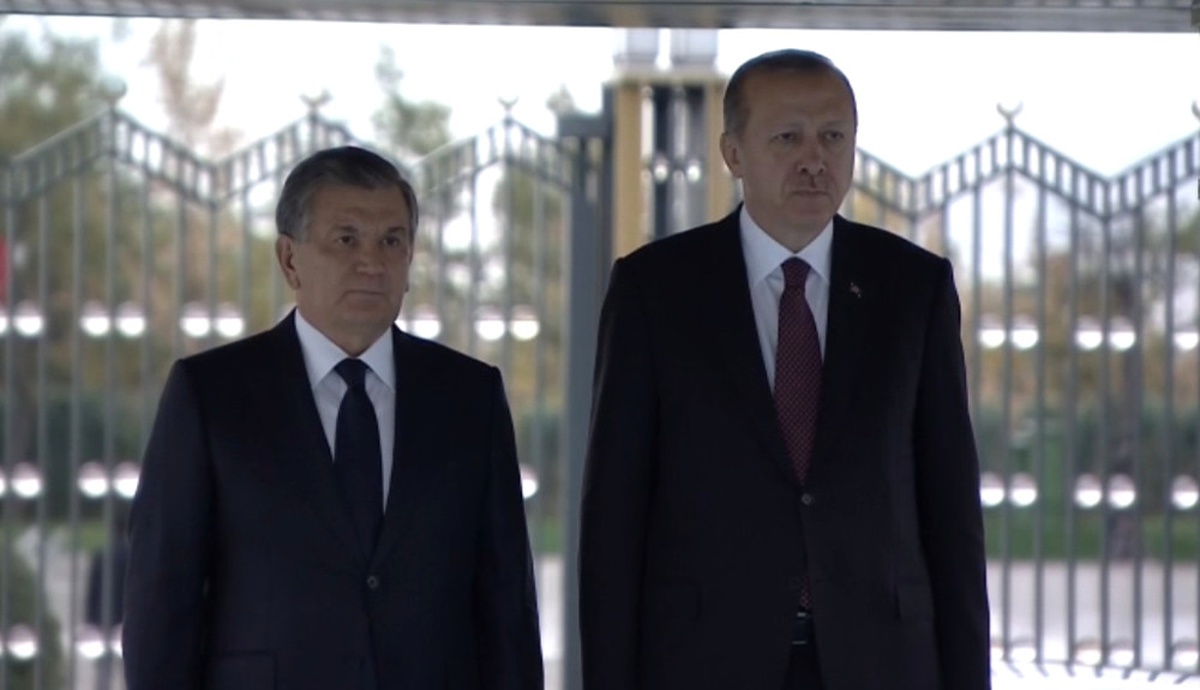 Özbekistan Cumhurbaşkanı Mirziyoyev Külliye\'de