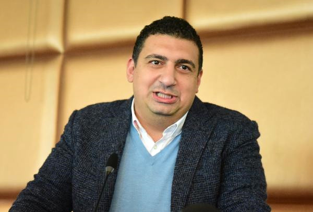 Öztürk: Antalyaspor, Şehri En İyi Tanıtacak Araç - Yeniden